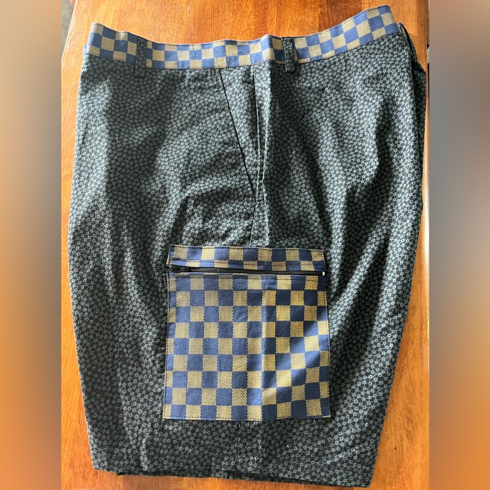 Another one of a kind. Calling this crazy dress cargo shorts 🤣